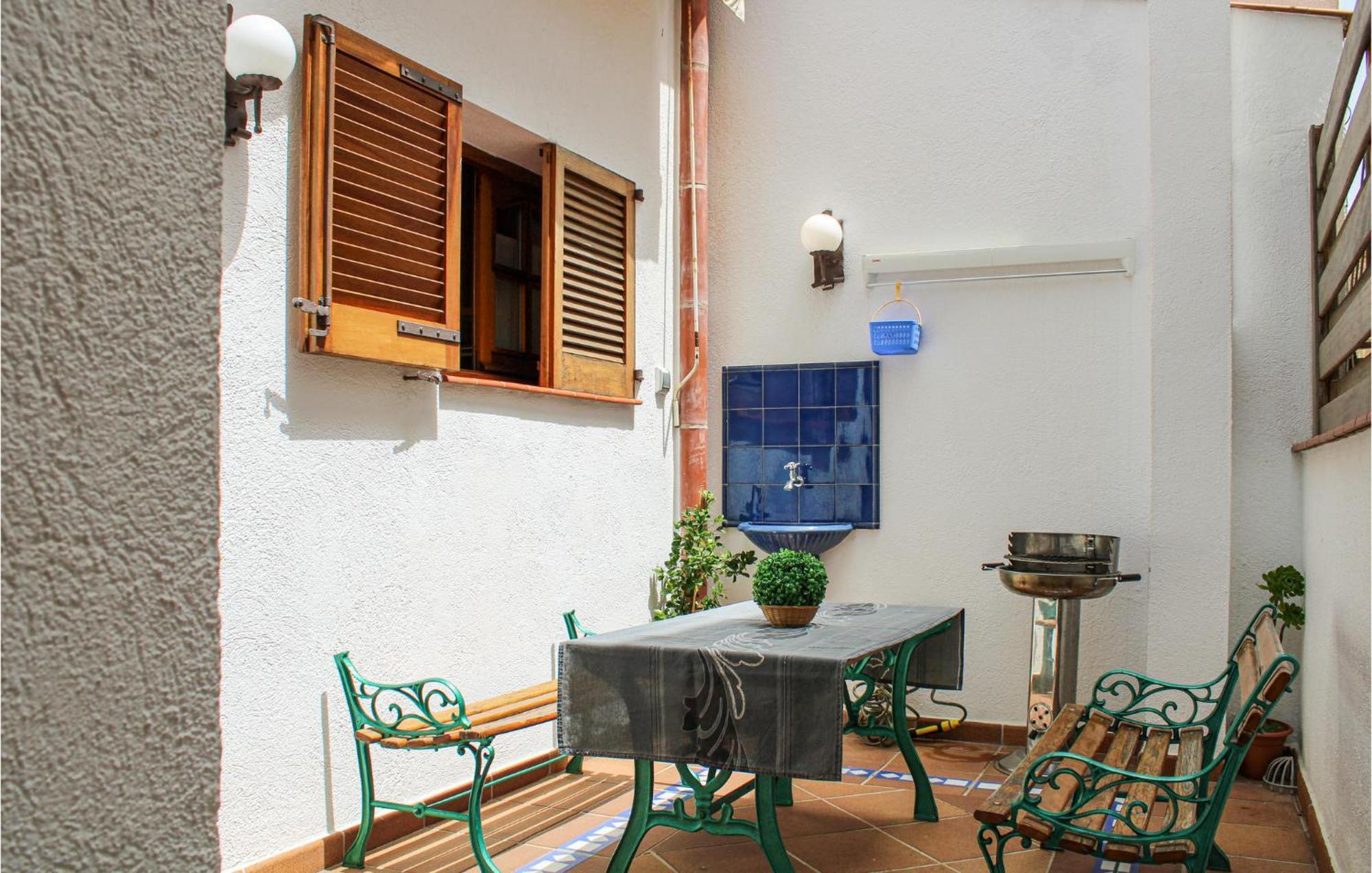 Amazing Apartment In Tossa De Mar With Wifi Exterior foto