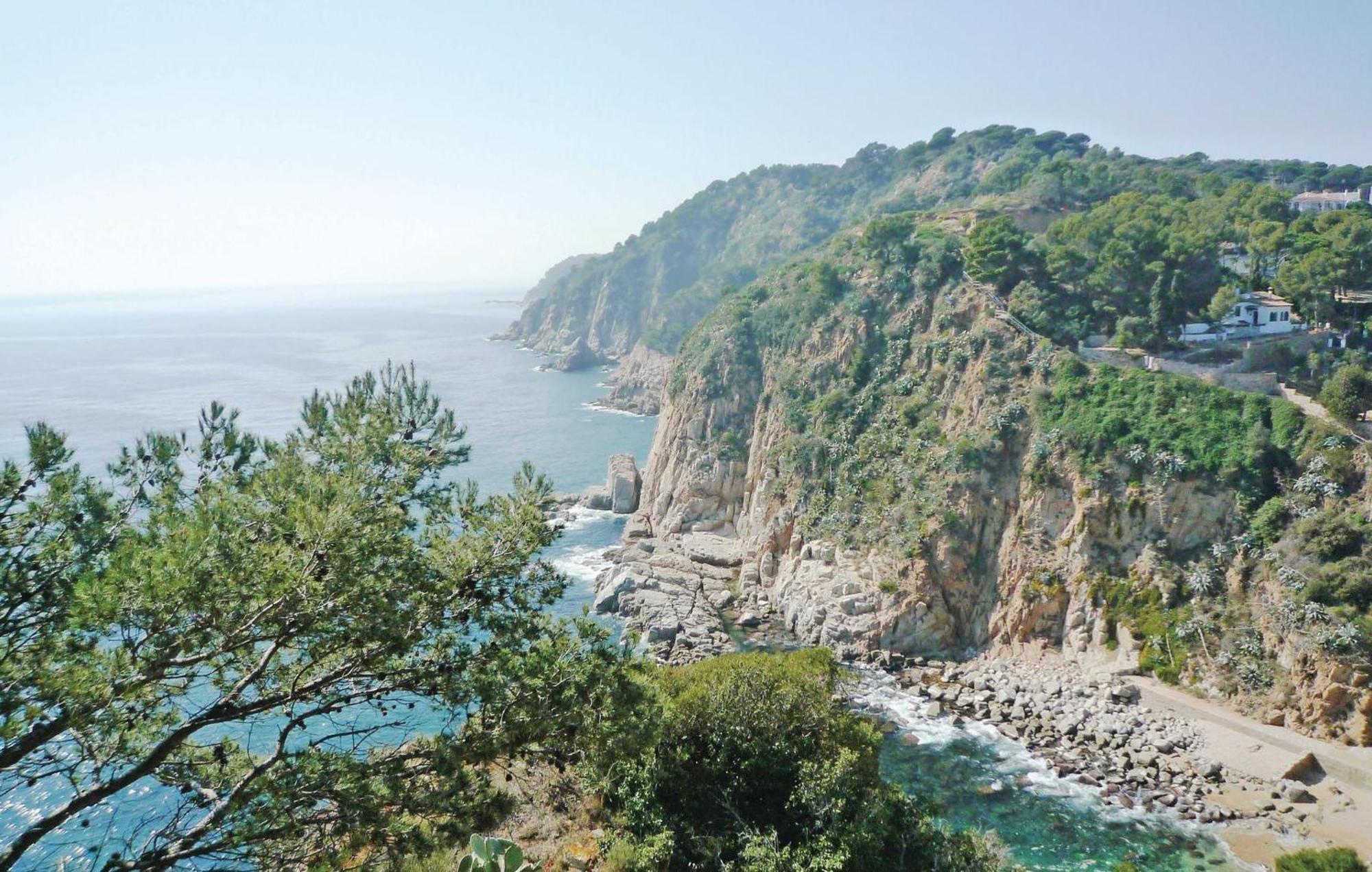 Amazing Apartment In Tossa De Mar With Wifi Exterior foto