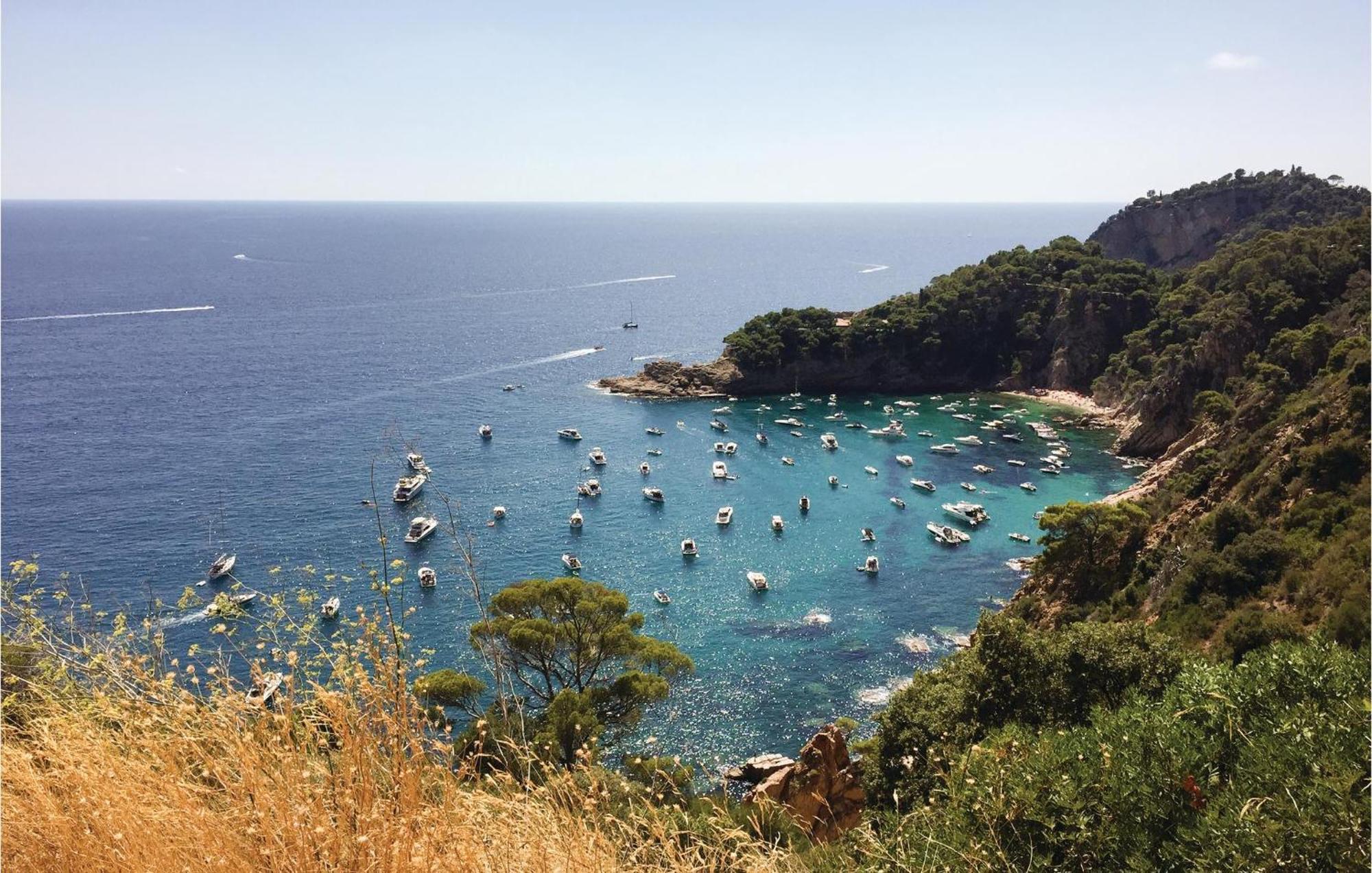 Amazing Apartment In Tossa De Mar With Wifi Exterior foto