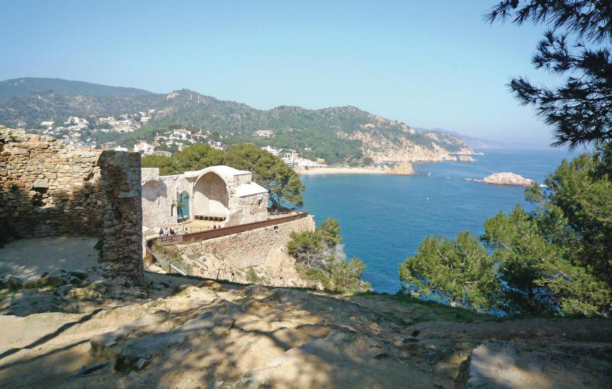 Amazing Apartment In Tossa De Mar With Wifi Exterior foto
